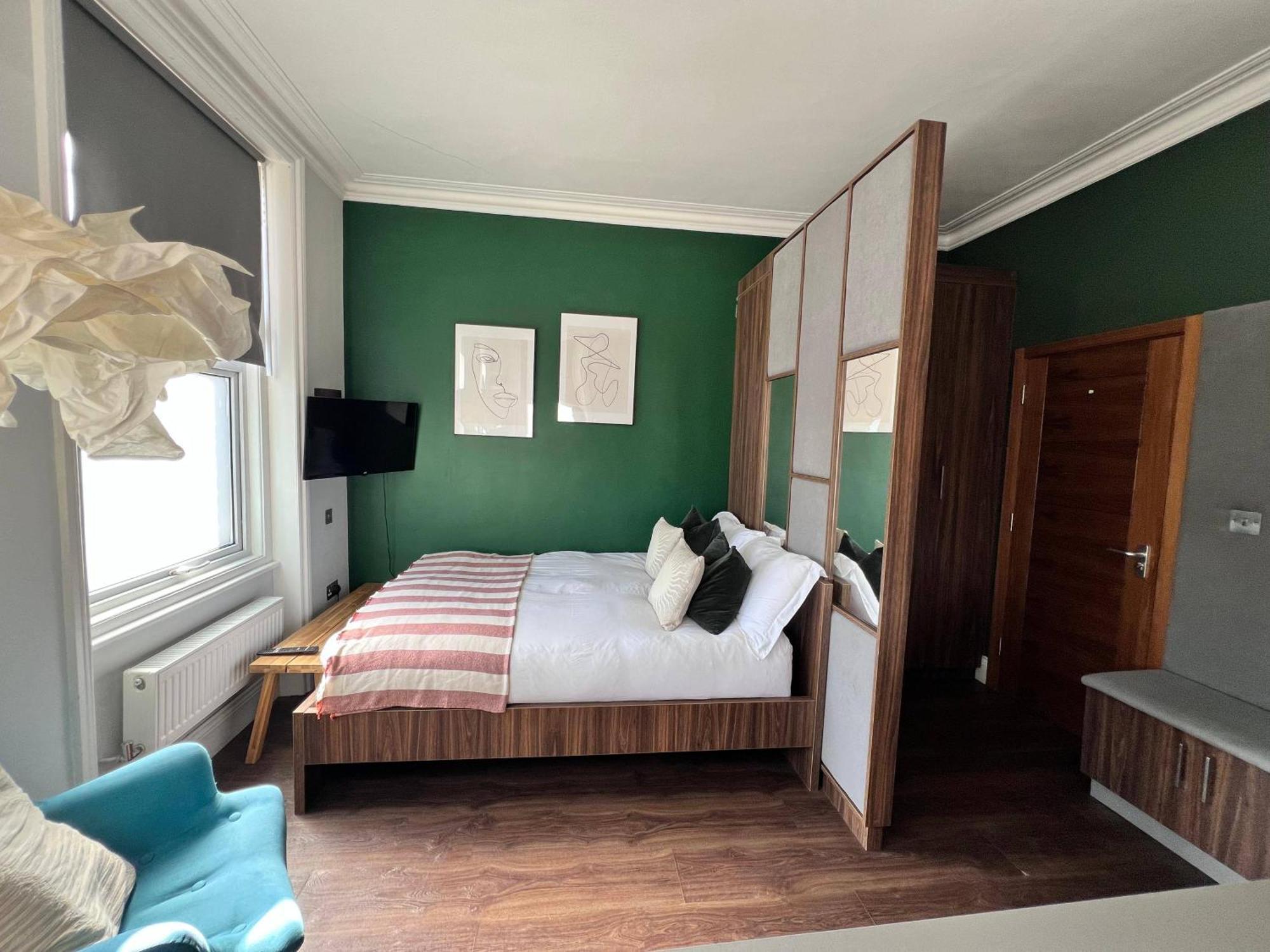 Cozy With Great Location Apartment London